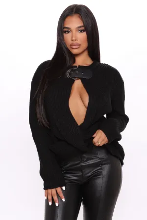 Amaiya Buckle Sweater - Black